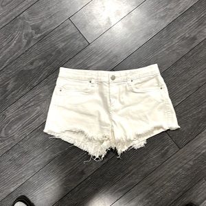 Blank nyc white denim shorts 28